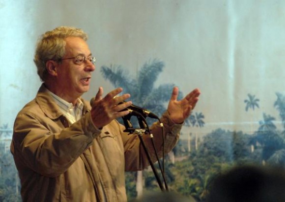 Frei Betto en el acto por el XX Aniversario del encuentro de Fidel con líderes religiosos